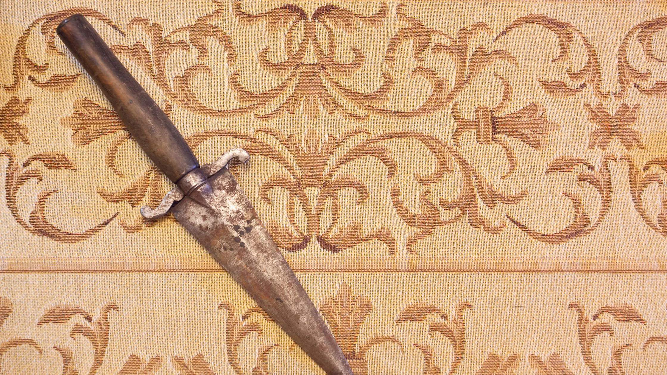 Khanjar (Arabian Dagger) – Cultural Heritage Item